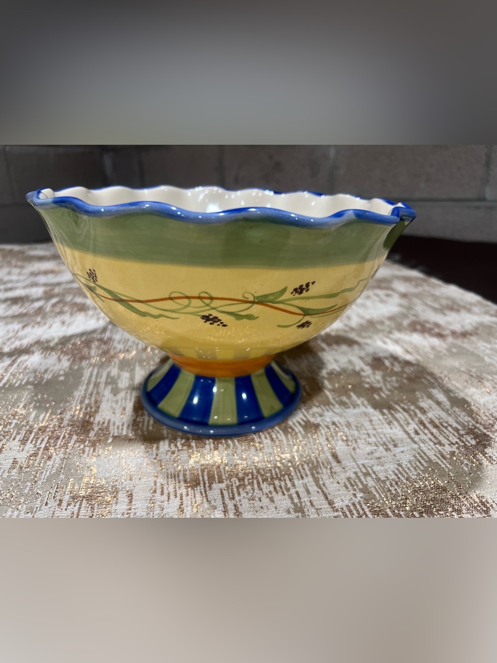 Pfaltzgraff Pistoulet Footed 6" x 9.5" Scalloped Edge Bowl ~Jana Kolpen Retired